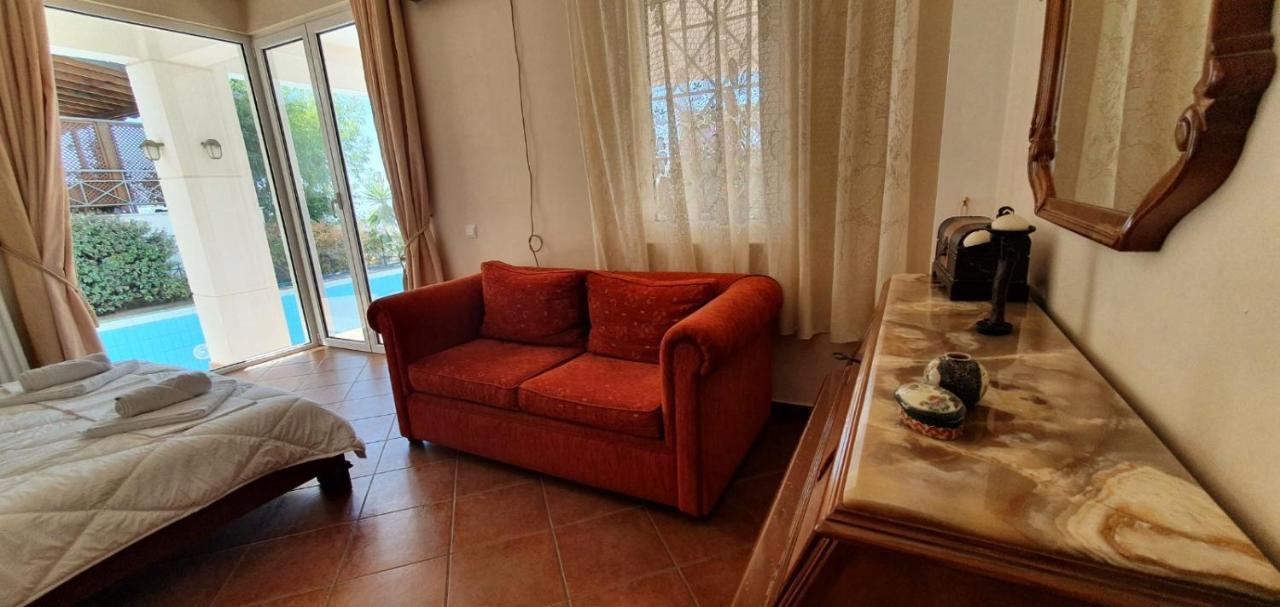 Athenian Luxury Villa In Glyfada ภายนอก รูปภาพ