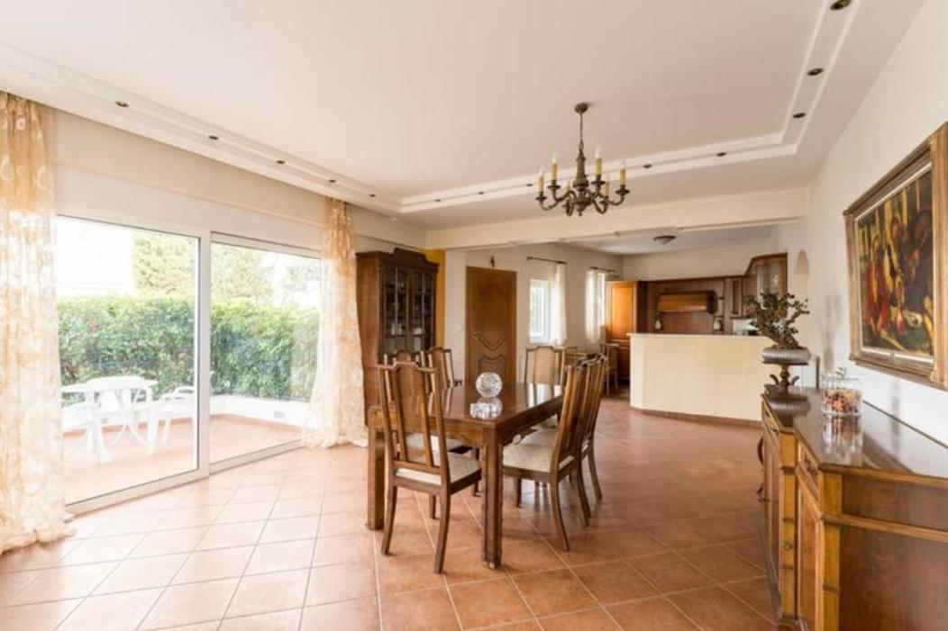 Athenian Luxury Villa In Glyfada ภายนอก รูปภาพ